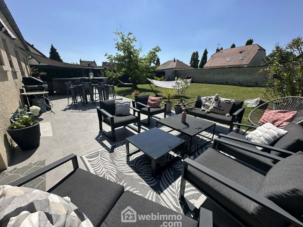 Photo 36 - Chambry 02000 à Chambry