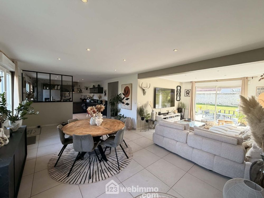 Photo 5 - Chambry 02000 à Chambry