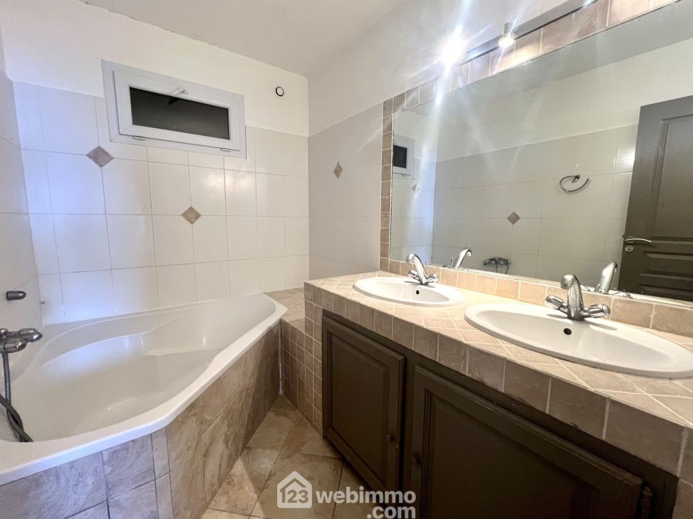 Photo 5 - Bastia 20200 à Bastia