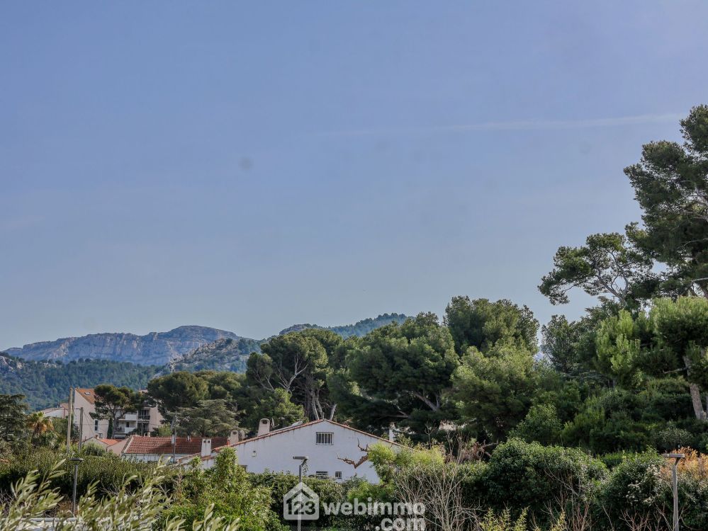 Photo 3 - Marseille 13009 à Marseille