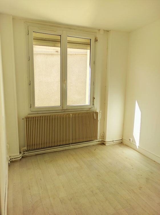 Photo 7 - Louviers 27400 à Louviers