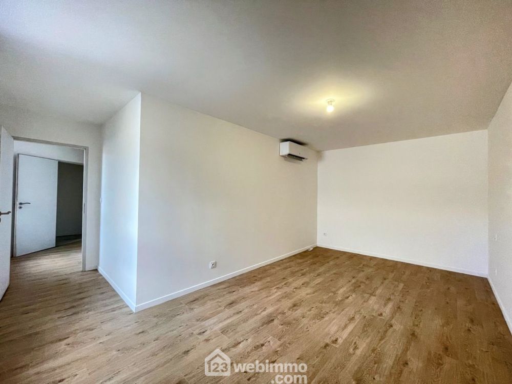 Photo 13 - Angers 49100 à Angers