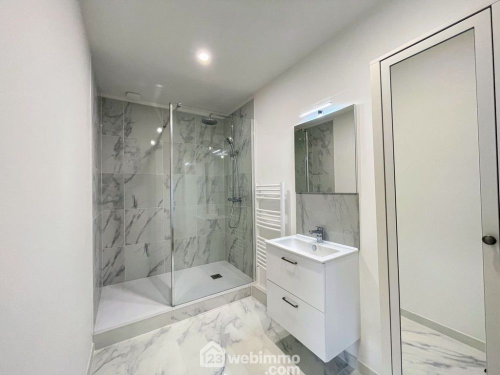 Photo 11 - Angers 49100 à Angers