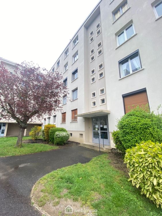 Photo 1 - Laon 02000 à Laon