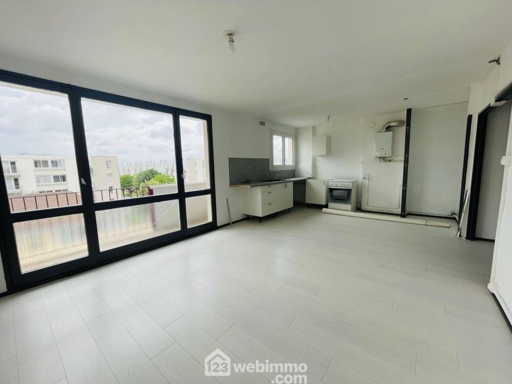 Photo 4 - Laon 02000 à Laon