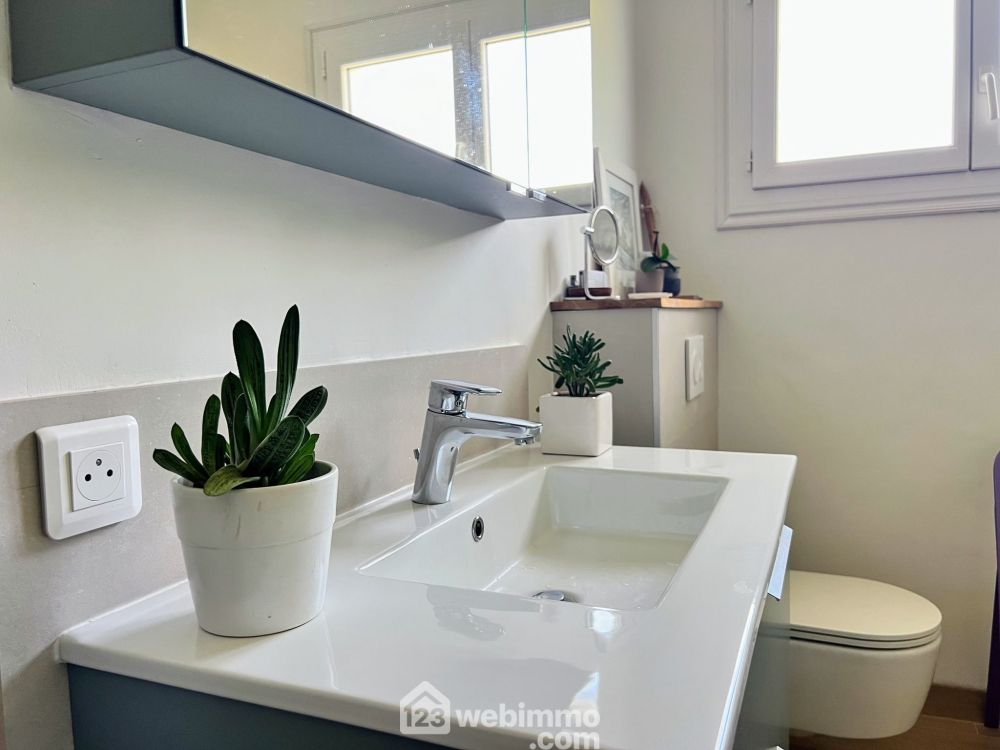 Photo 13 - Avrillé 49240 à Avrillé