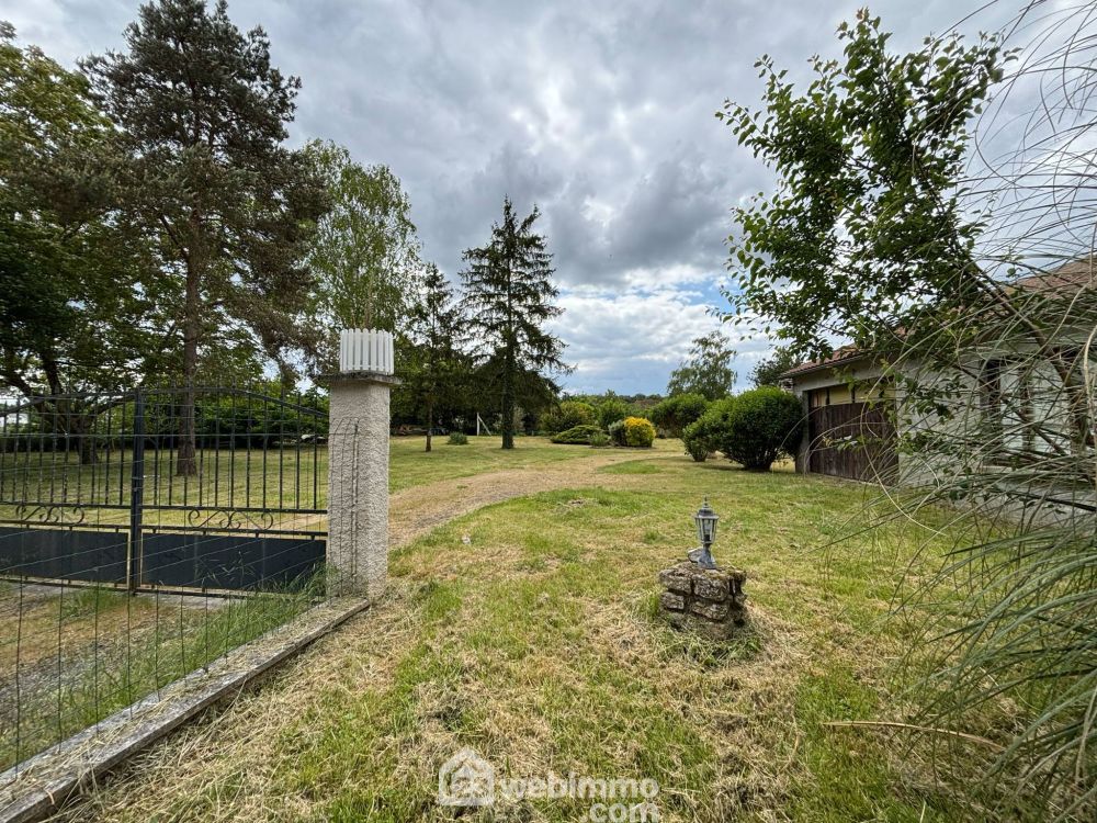 Photo 2 - Dangé-Saint-Romain 86220 à Dangé-Saint-Romain