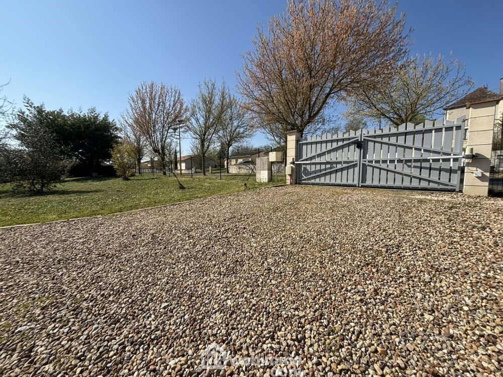 Photo 16 - Dangé-Saint-Romain 86220 à Dangé-Saint-Romain