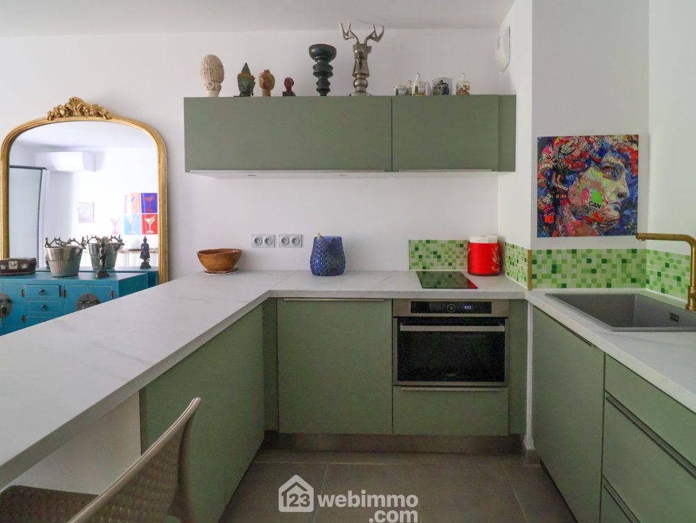 Photo 10 - Marseille 13008 à Marseille