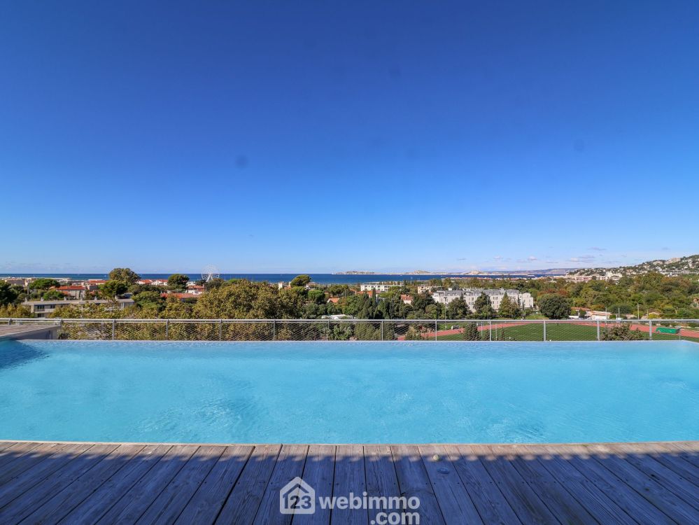 Photo 17 - Marseille 13008 à Marseille