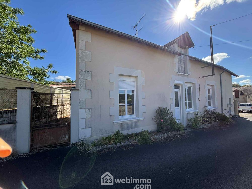 Photo 1 - Oyré 86220 à Oyré