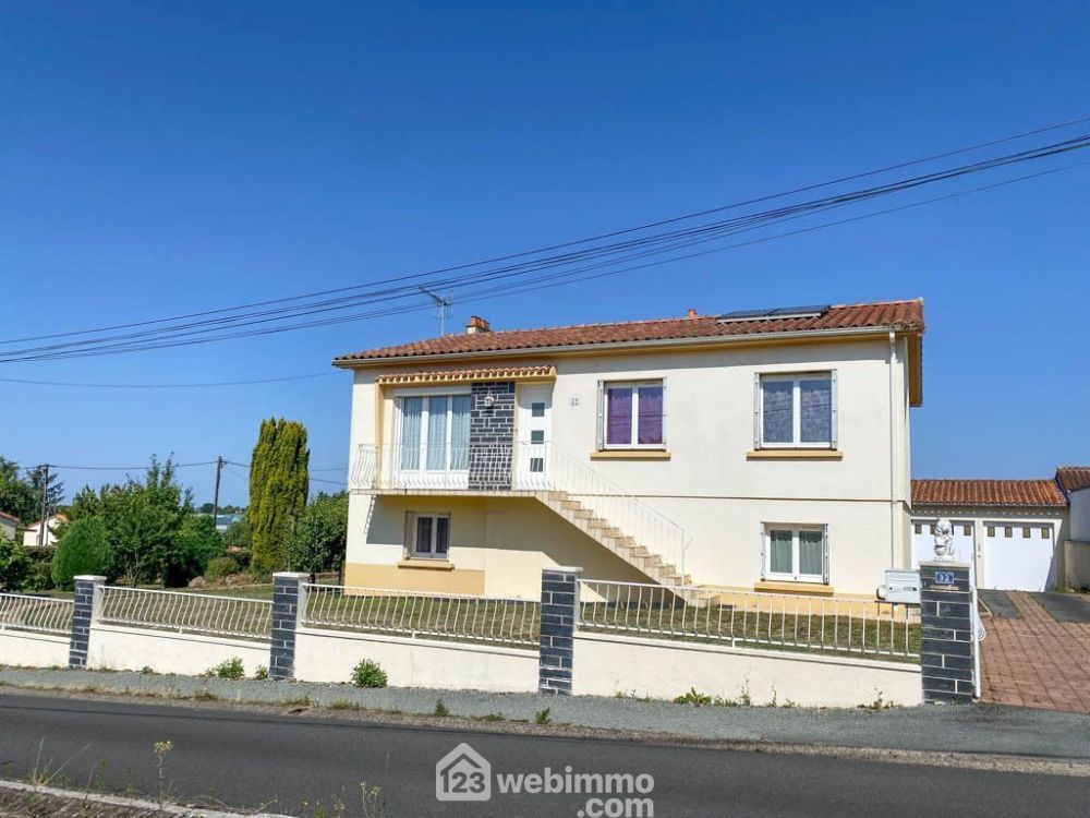 Photo 1 - Pouzauges 85700 à Pouzauges