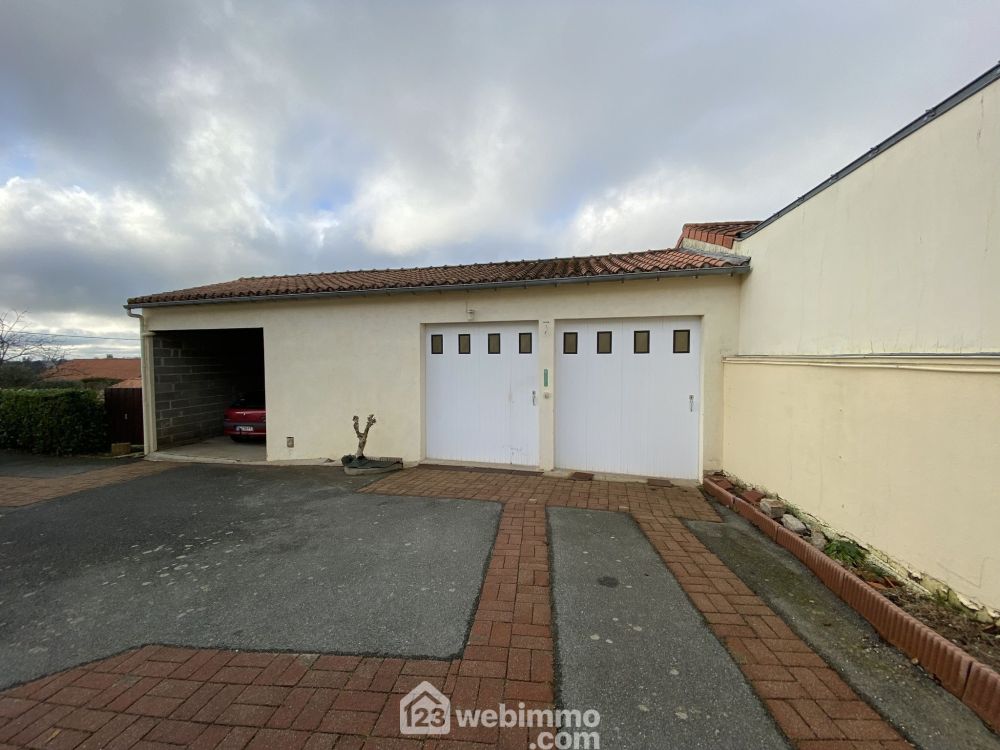 Photo 15 - Pouzauges 85700 à Pouzauges