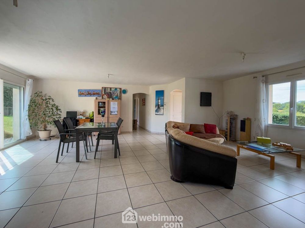 Photo 2 - Pouzauges 85700 à Pouzauges