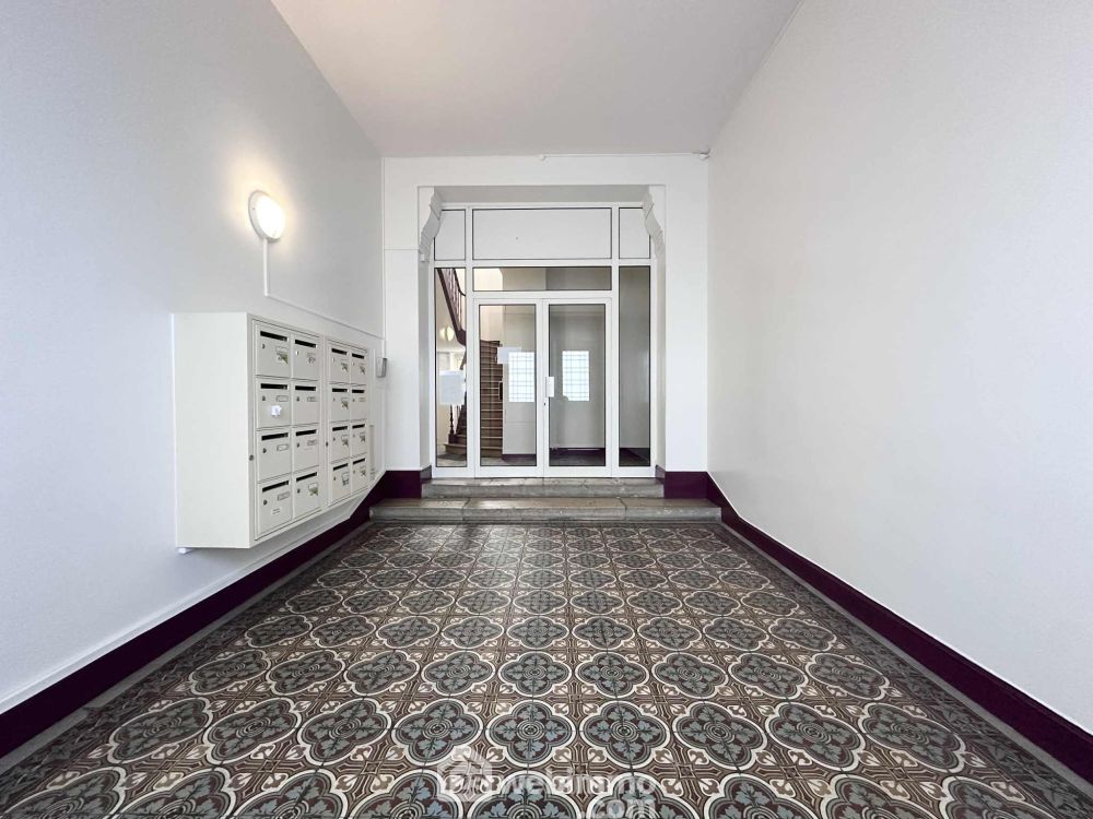 Photo 3 - Laon 02000 à Laon