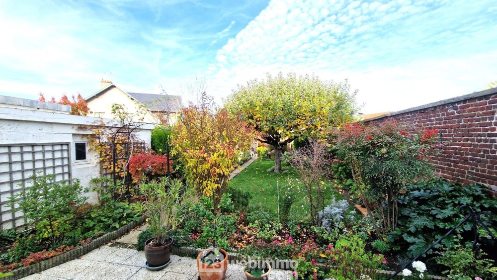 Photo 23 - Laon 02000 à Laon