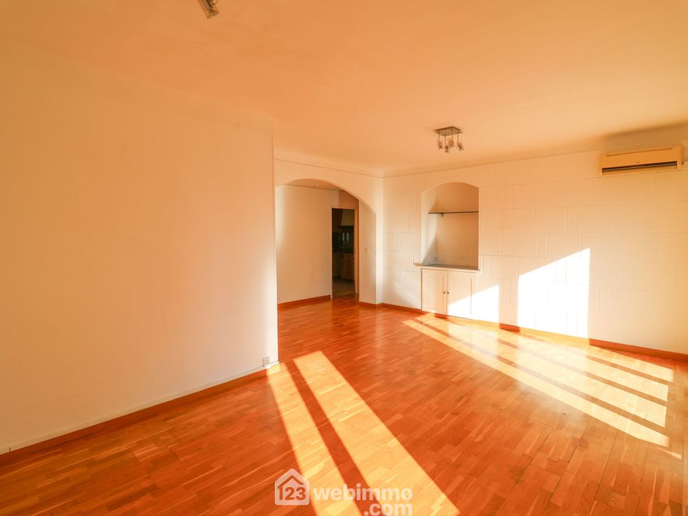 Photo 3 - Marseille 13009 à Marseille