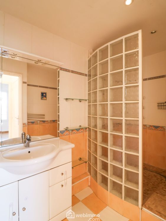 Photo 11 - Marseille 13009 à Marseille