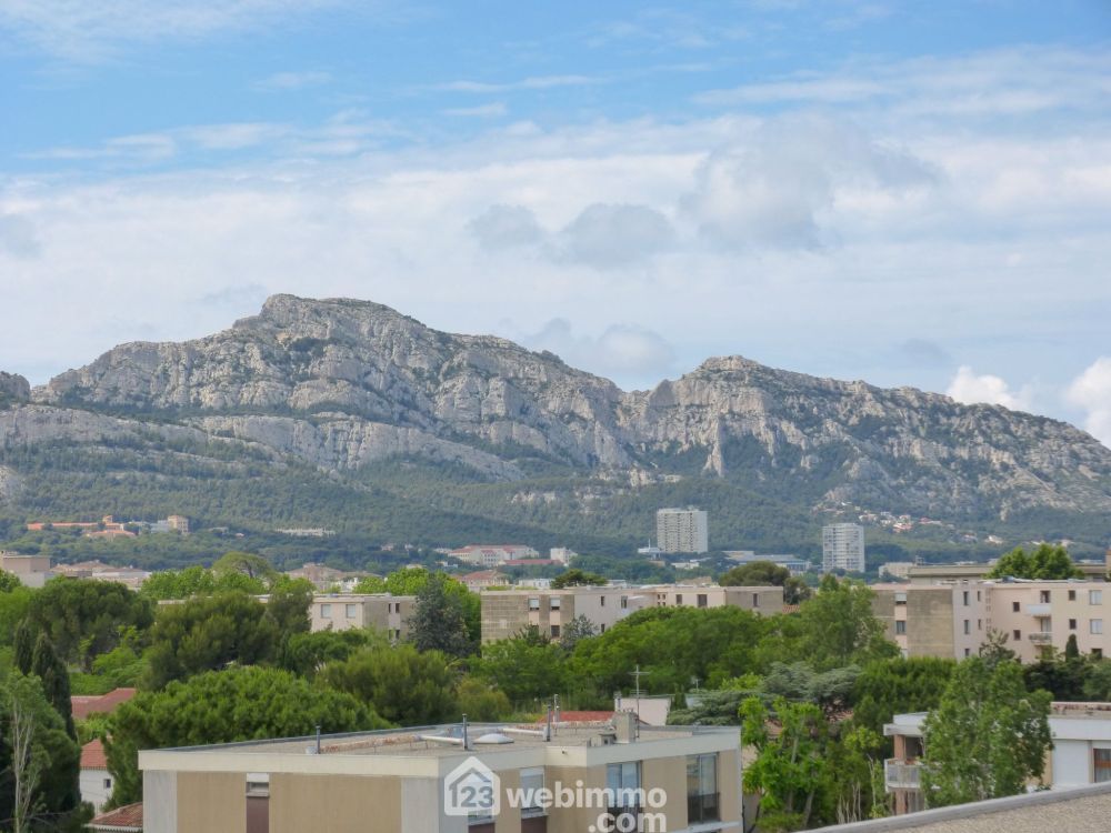 Photo 13 - Marseille 13008 à Marseille