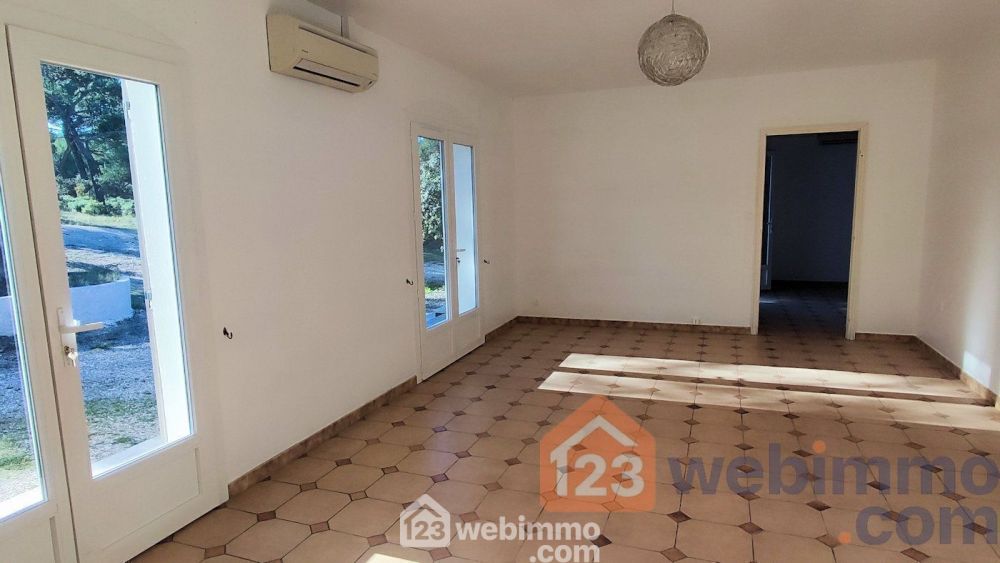 Photo 9 - Lambesc 13410 à Lambesc