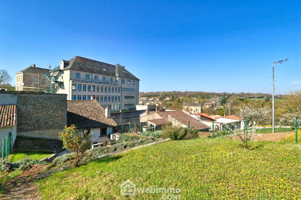 Photo 2 - Valence-en-Poitou 86700 à Valence-en-Poitou