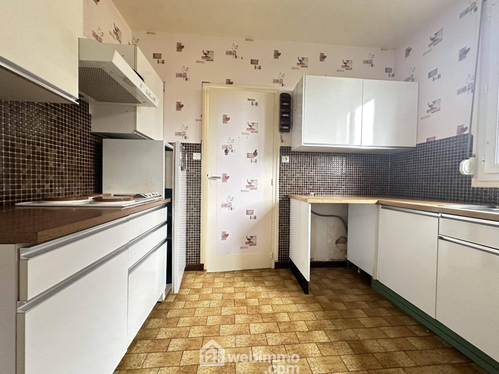 Photo 7 - Laon 02000 à Laon