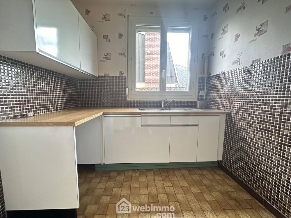 Photo 6 - Laon 02000 à Laon