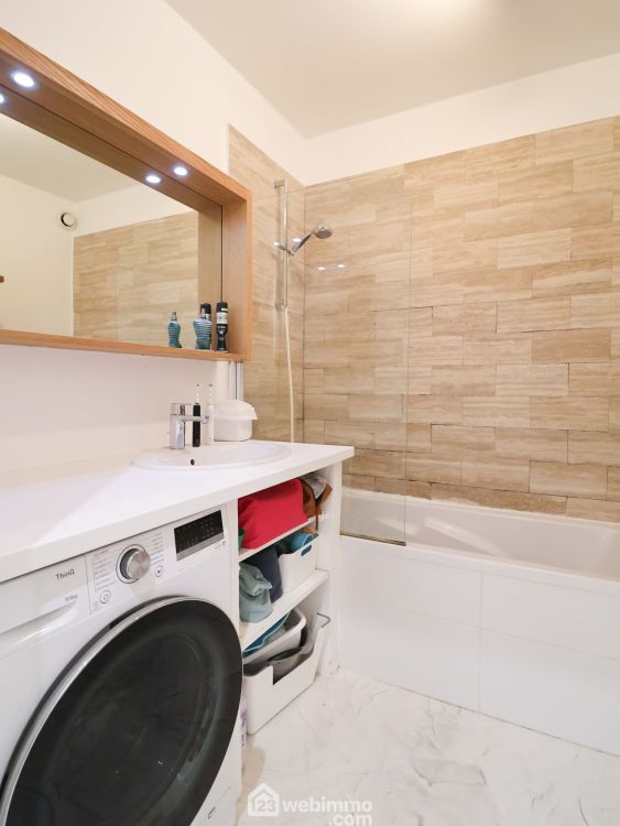 Photo 13 - Marseille 13008 à Marseille