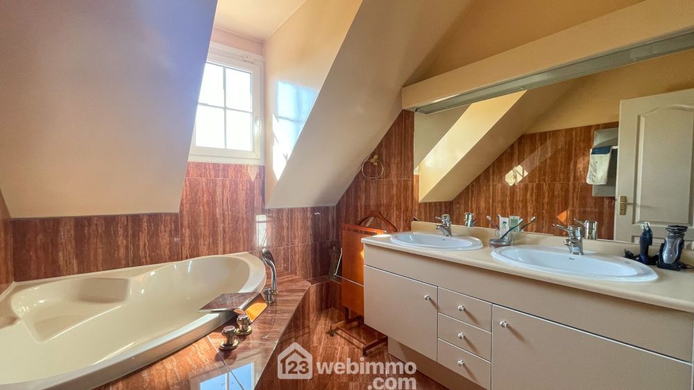 Photo 13 - MAROLLES-EN-BRIE 94440 à MAROLLES-EN-BRIE