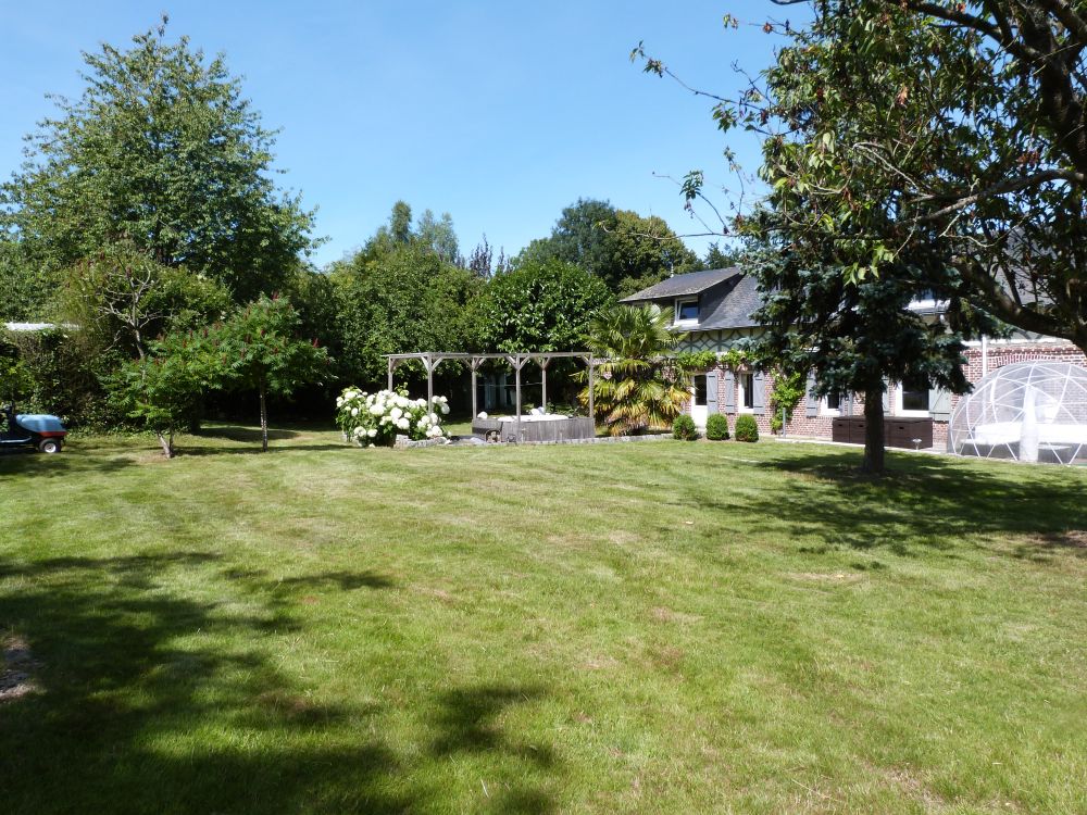 Photo 1 - Auzouville-sur-Ry 76116 à Auzouville-sur-Ry