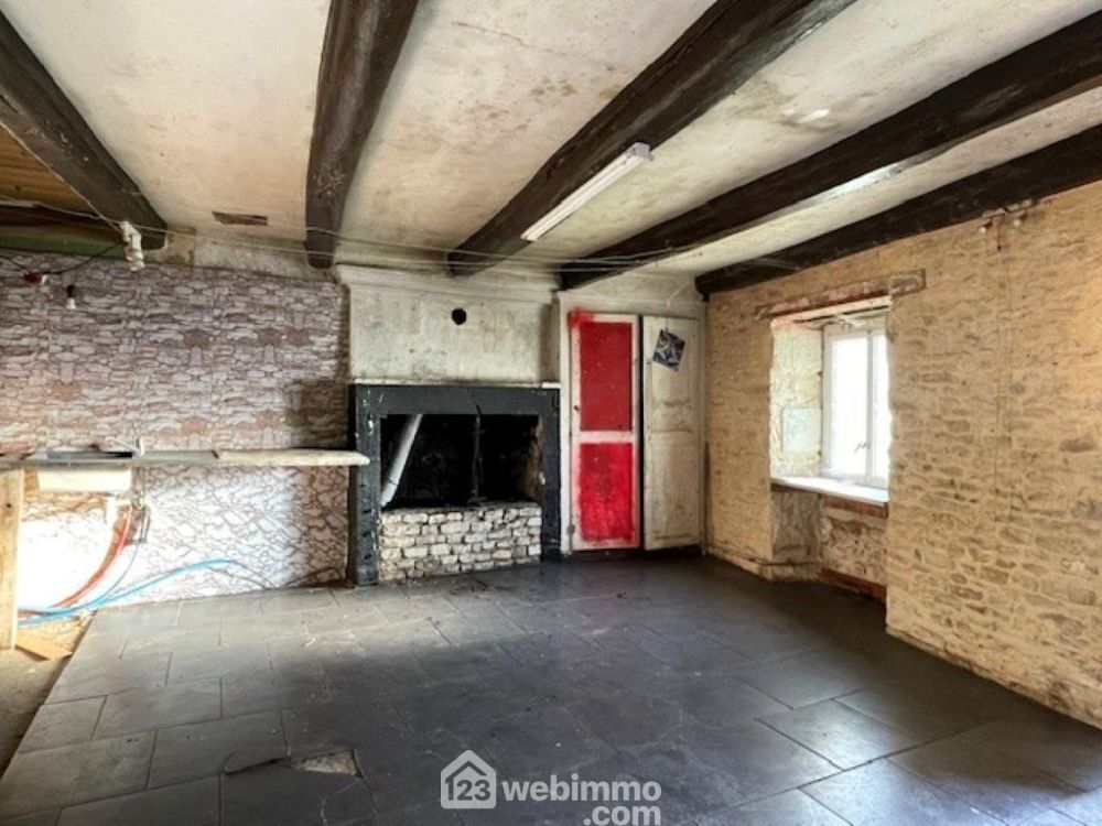 Photo 3 - Saint-Jean-de-Sauves 86330 à Saint-Jean-de-Sauves