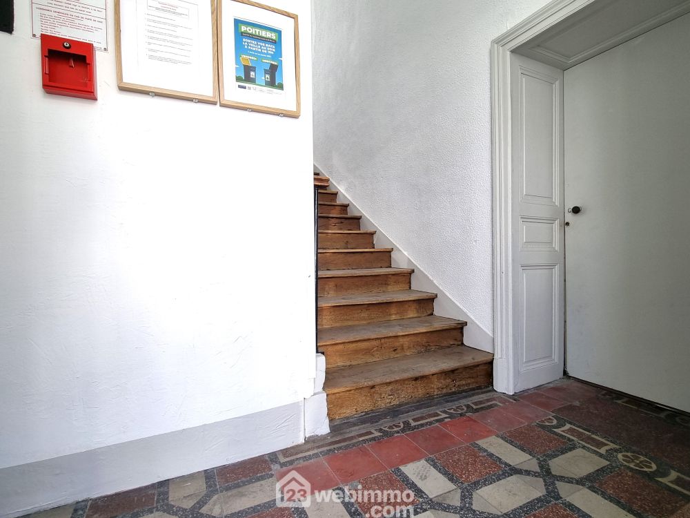 Photo 3 - Poitiers 86000 à Poitiers