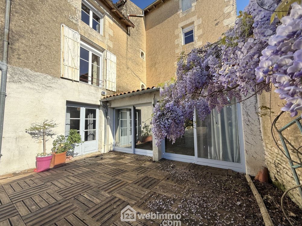 Photo 13 - Neuville-de-Poitou 86170 à Neuville-de-Poitou