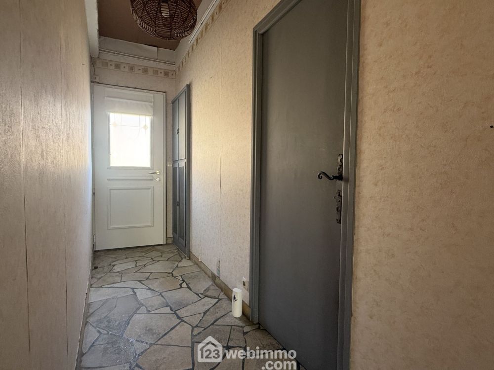 Photo 2 - Neuville-de-Poitou 86170 à Neuville-de-Poitou