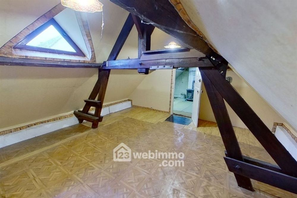 Photo 17 - CAISNES 60400 à CAISNES