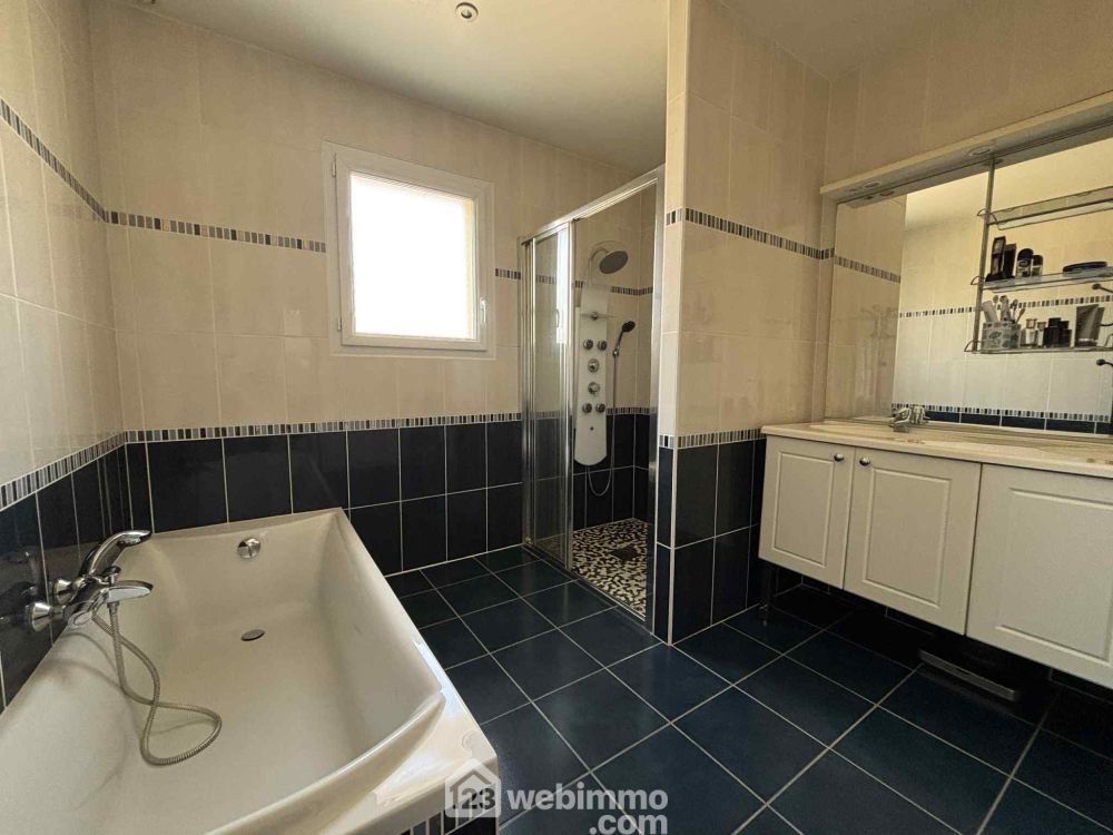 Photo 16 - Descartes 37160 à Descartes