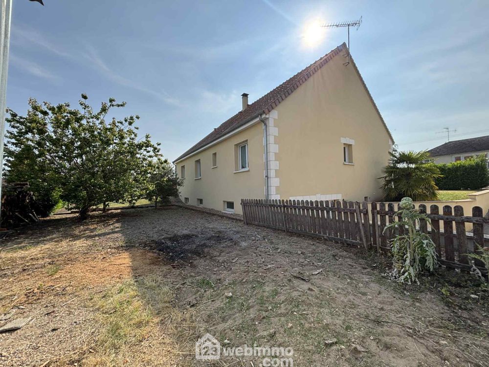 Photo 22 - Descartes 37160 à Descartes