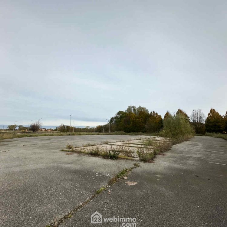 Photo 2 - Chambry 02000 à Chambry