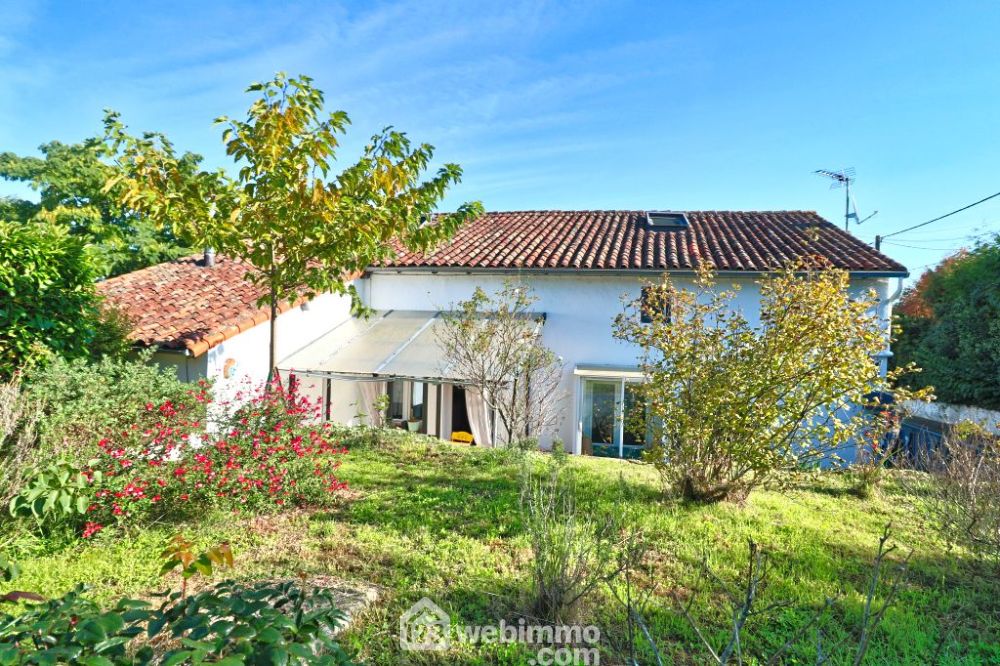 Photo 24 - Civray 86400 à Civray