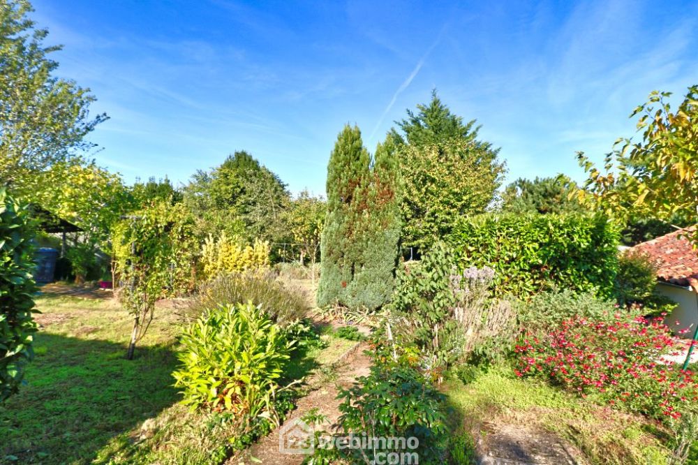 Photo 35 - Civray 86400 à Civray