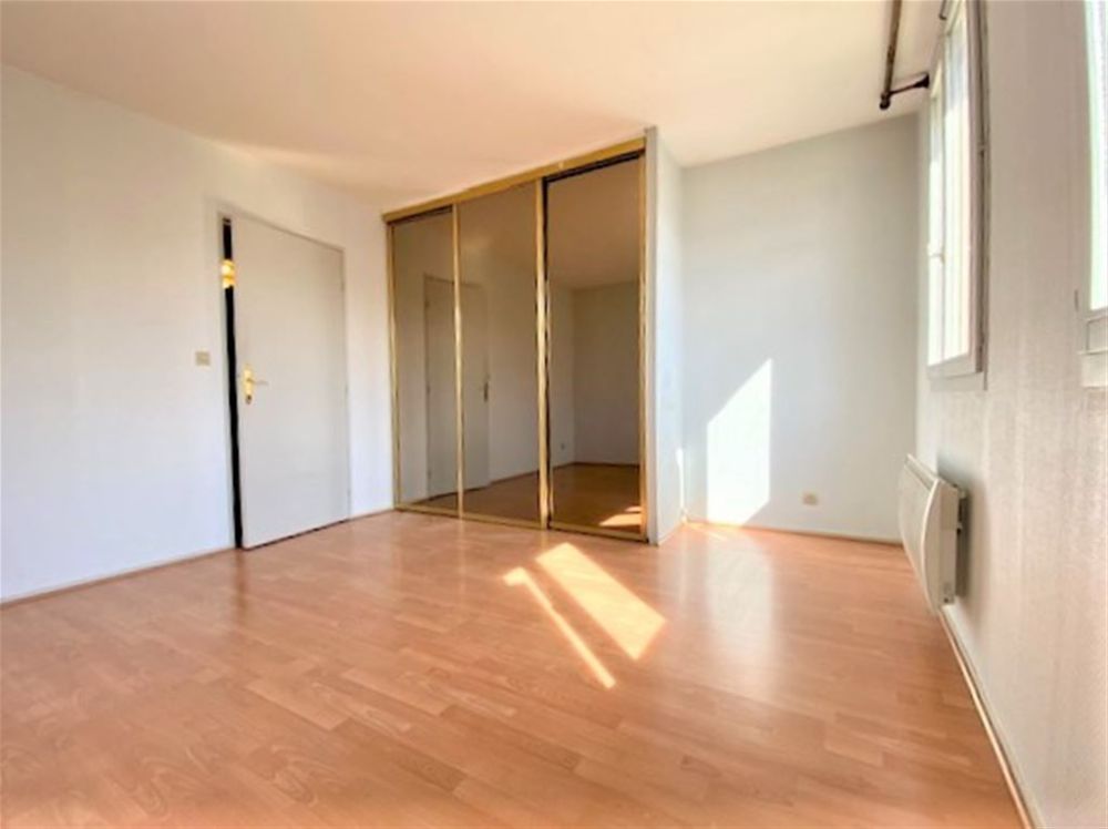 Photo 8 - Évry 91000 à Évry