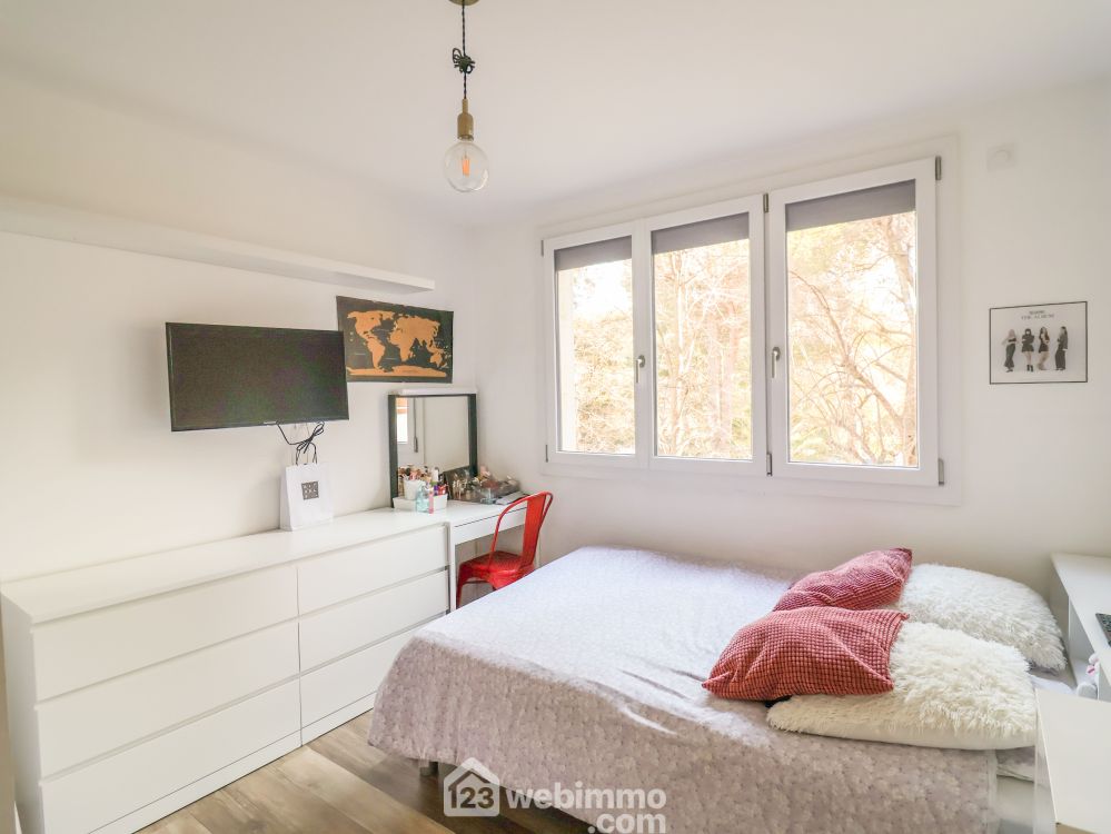 Photo 8 - Marseille 13009 à Marseille