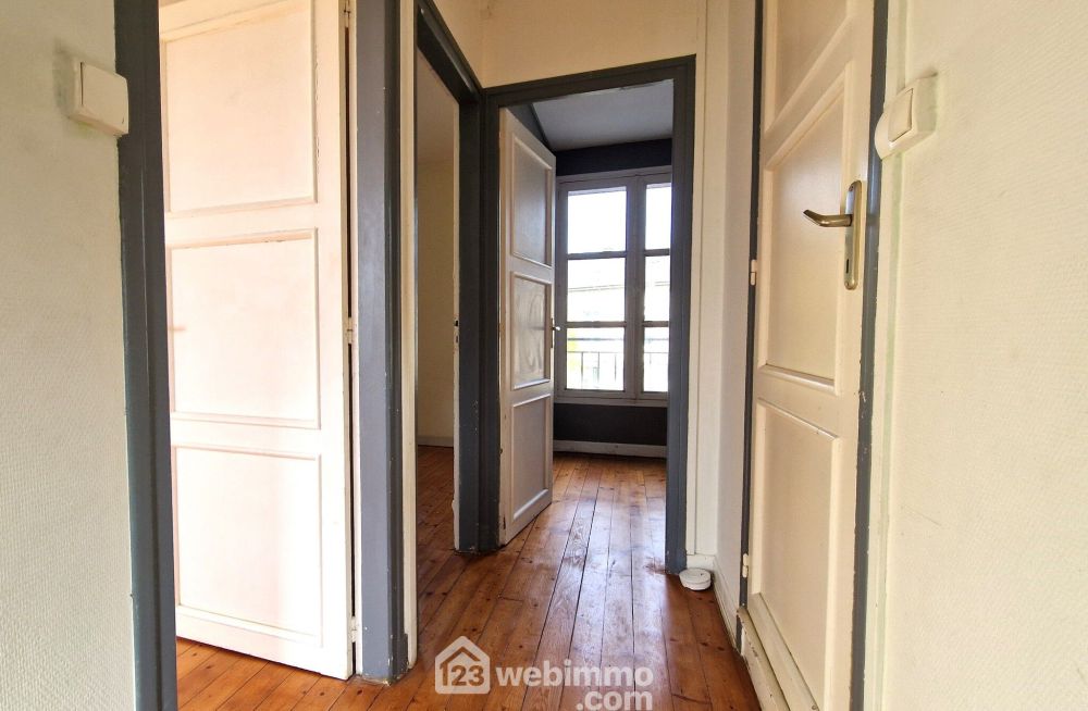 Photo 10 - Laon 02000 à Laon