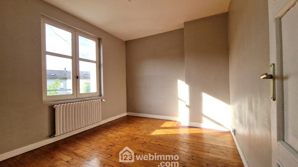 Photo 11 - Laon 02000 à Laon