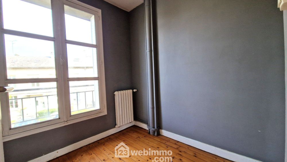 Photo 15 - Laon 02000 à Laon