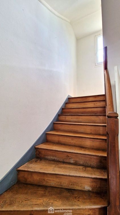 Photo 9 - Laon 02000 à Laon