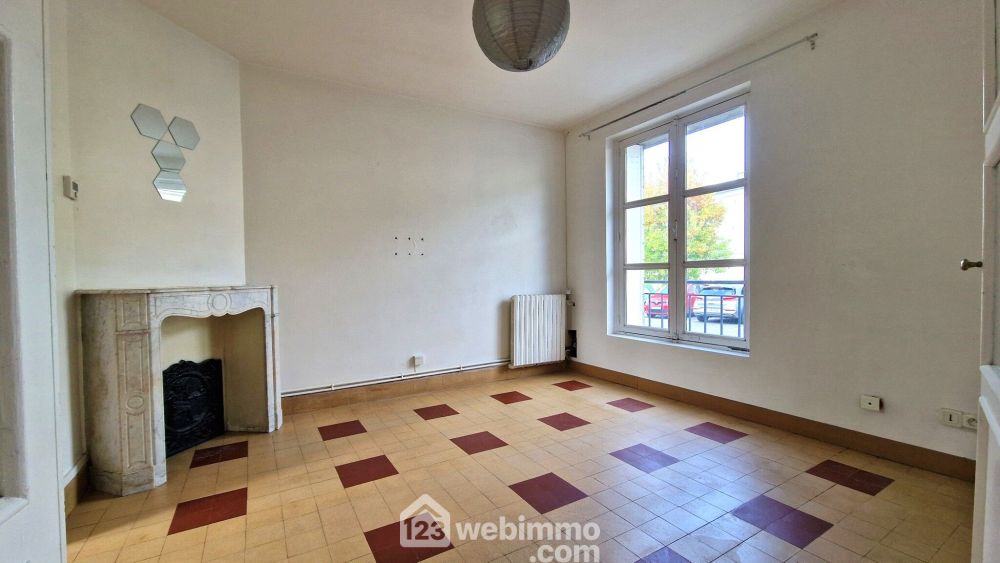 Photo 4 - Laon 02000 à Laon