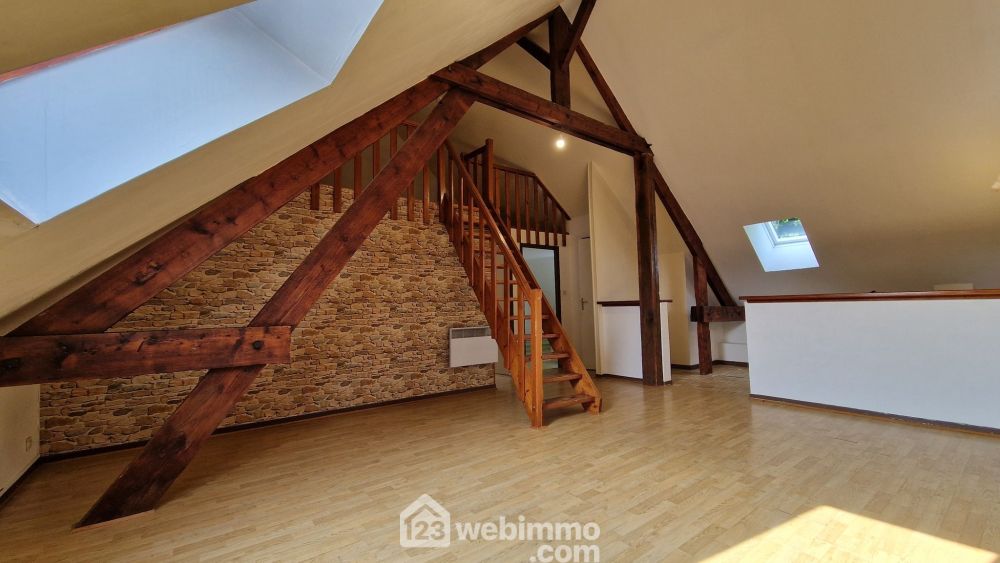 Photo 8 - Laon 02000 à Laon