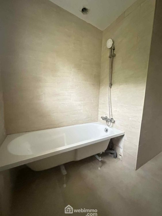 Photo 9 - Sissonne 02150 à Sissonne