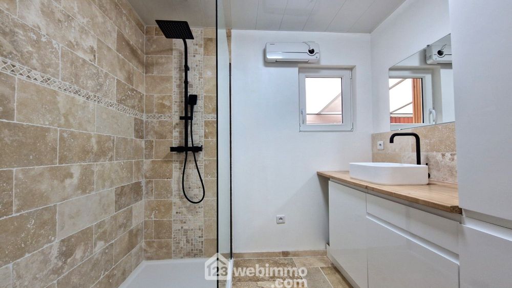 Photo 15 - Laon 02000 à Laon